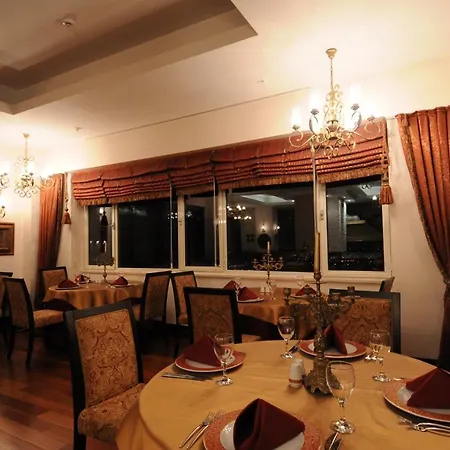 Gold Aparthotel