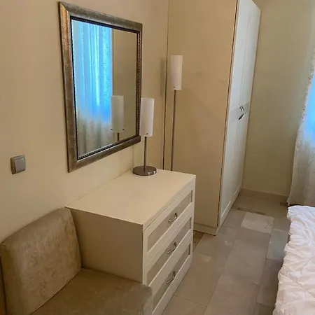 Gold Aparthotel